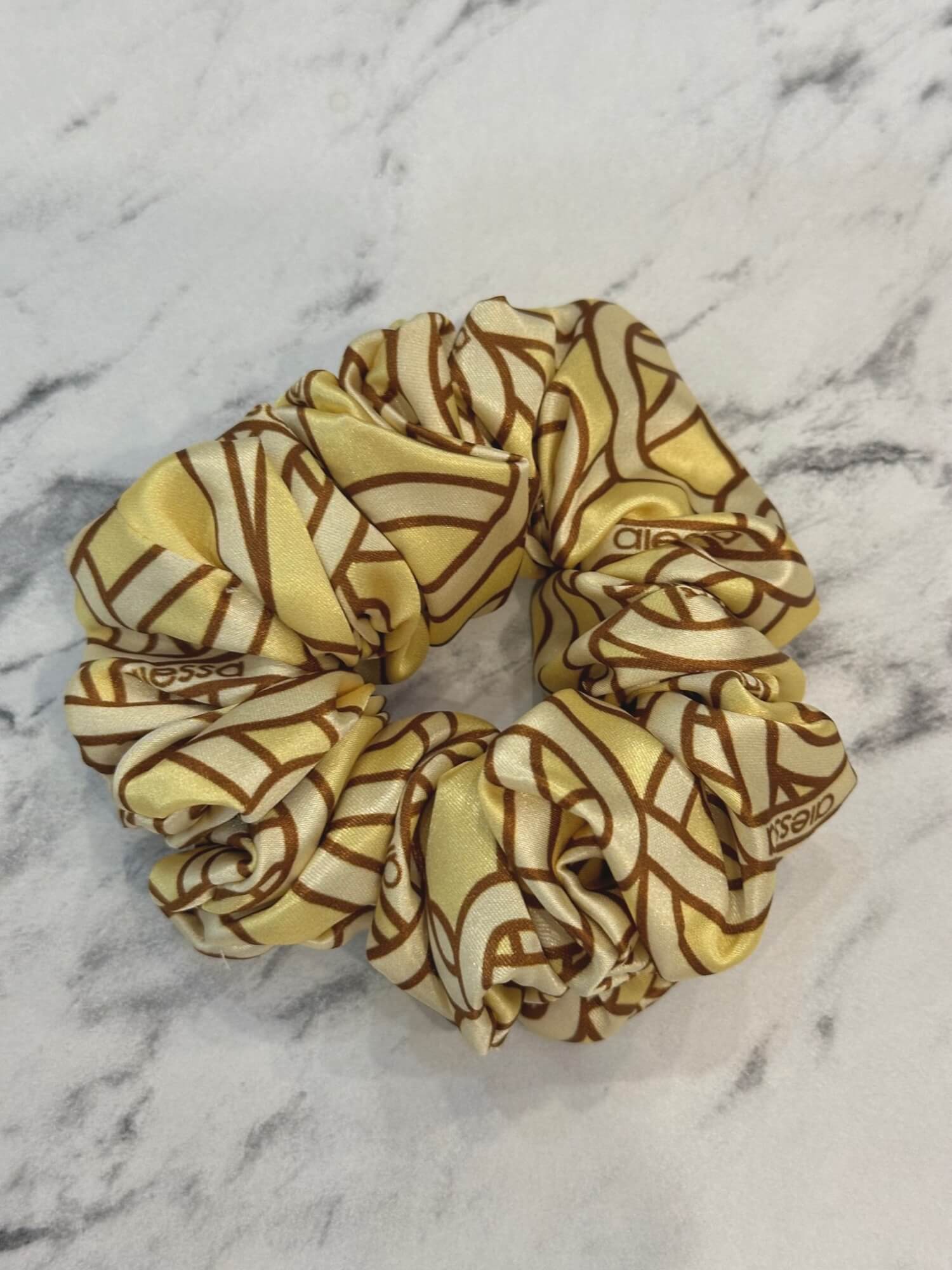 Over The Rainbow Scrunchie μικρό - Luxury Yellow - Εικόνα 8