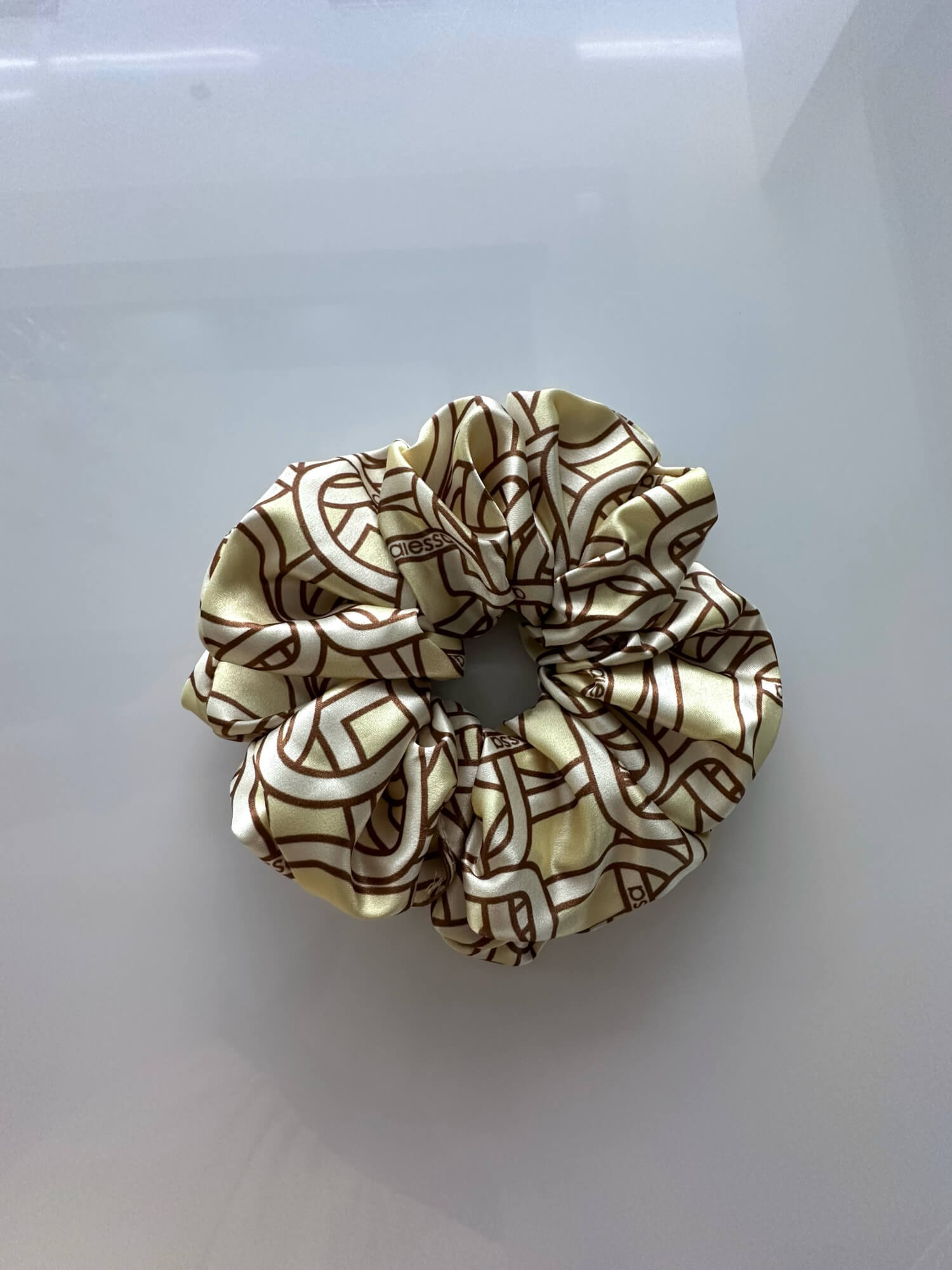 Over The Rainbow Scrunchie μεγάλο - Luxury Yellow - Εικόνα 8