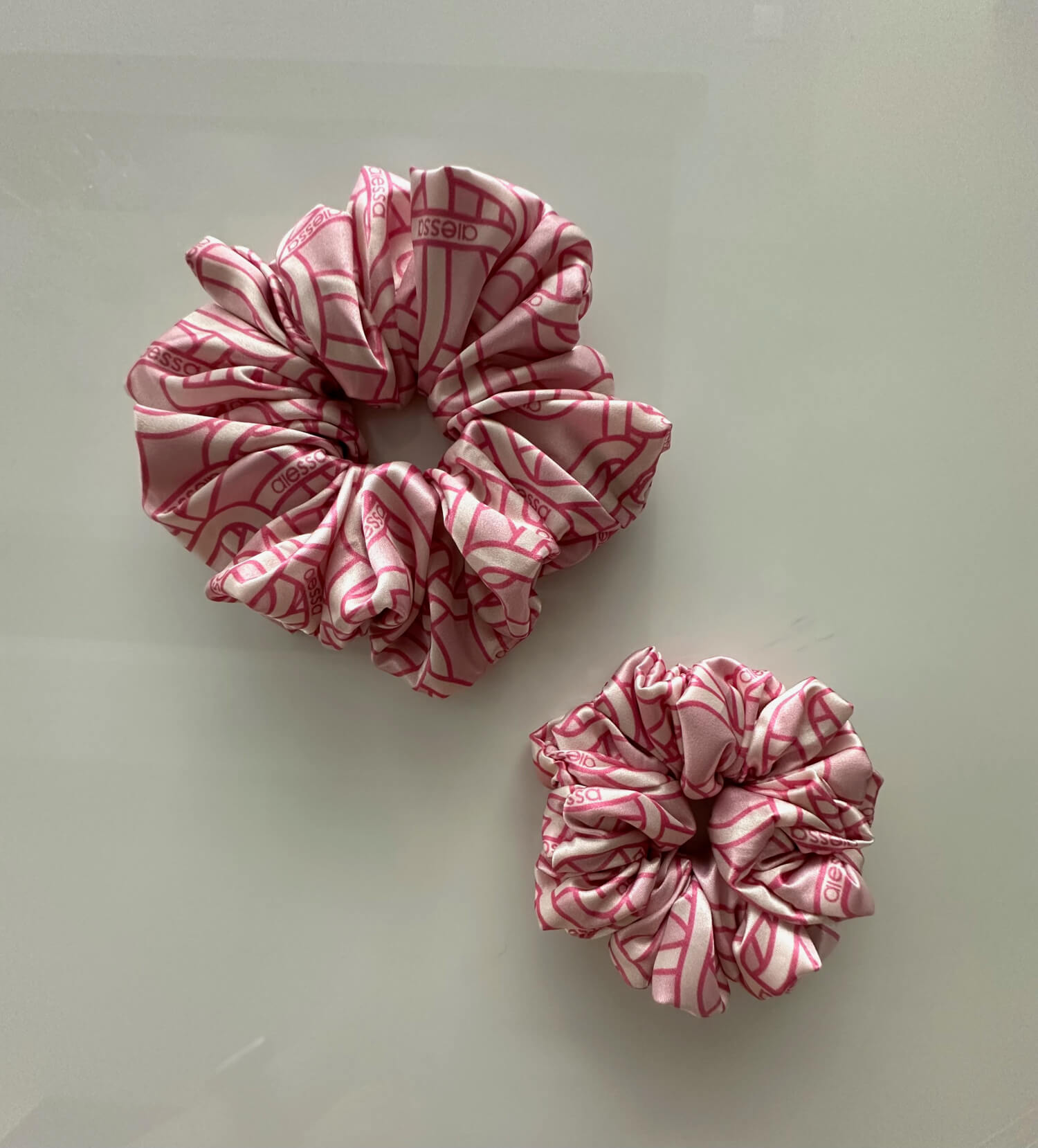 Over The Rainbow Scrunchie μεγάλο - Luxury Pink - Εικόνα 11