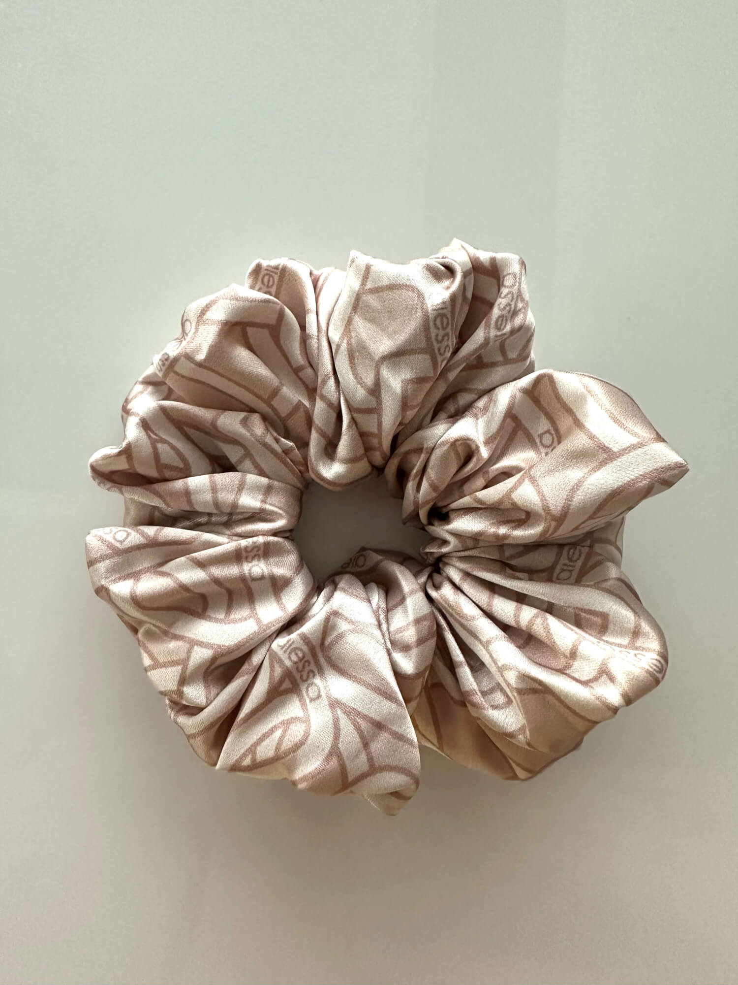 Over The Rainbow Scrunchie μεγάλο - Luxury Nude - Εικόνα 8