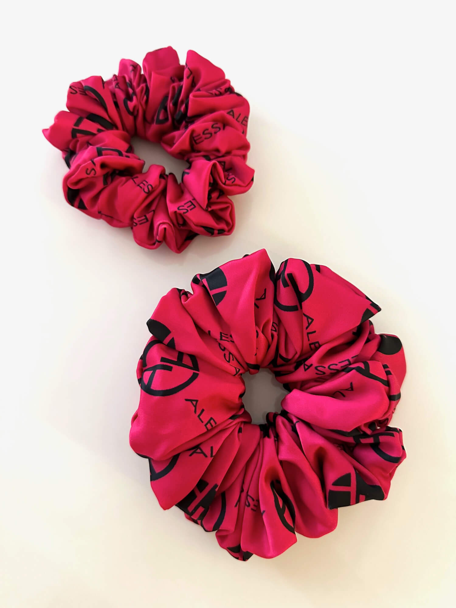 Βατόμουρο Κόκκινο Scrunchie - Μικρό - Εικόνα 9