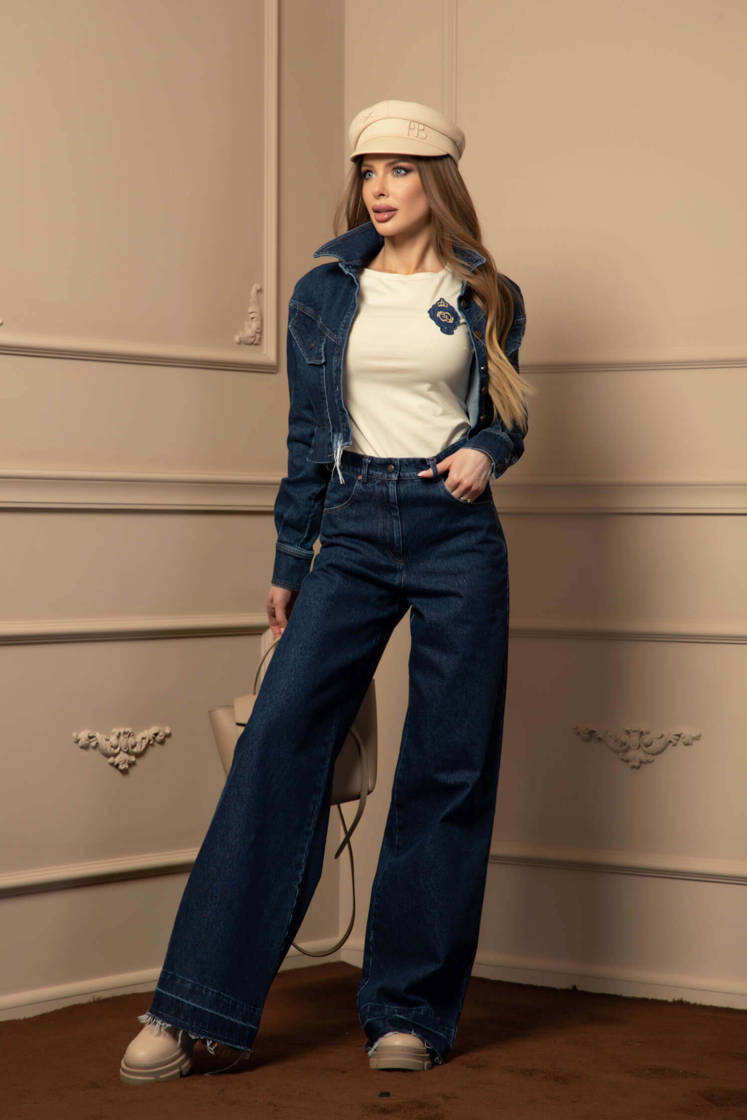 Luxury Classic Μπλούζα Με 3/4 Μανίκι Και Κέντημα - Soft Beige - Εικόνα 18