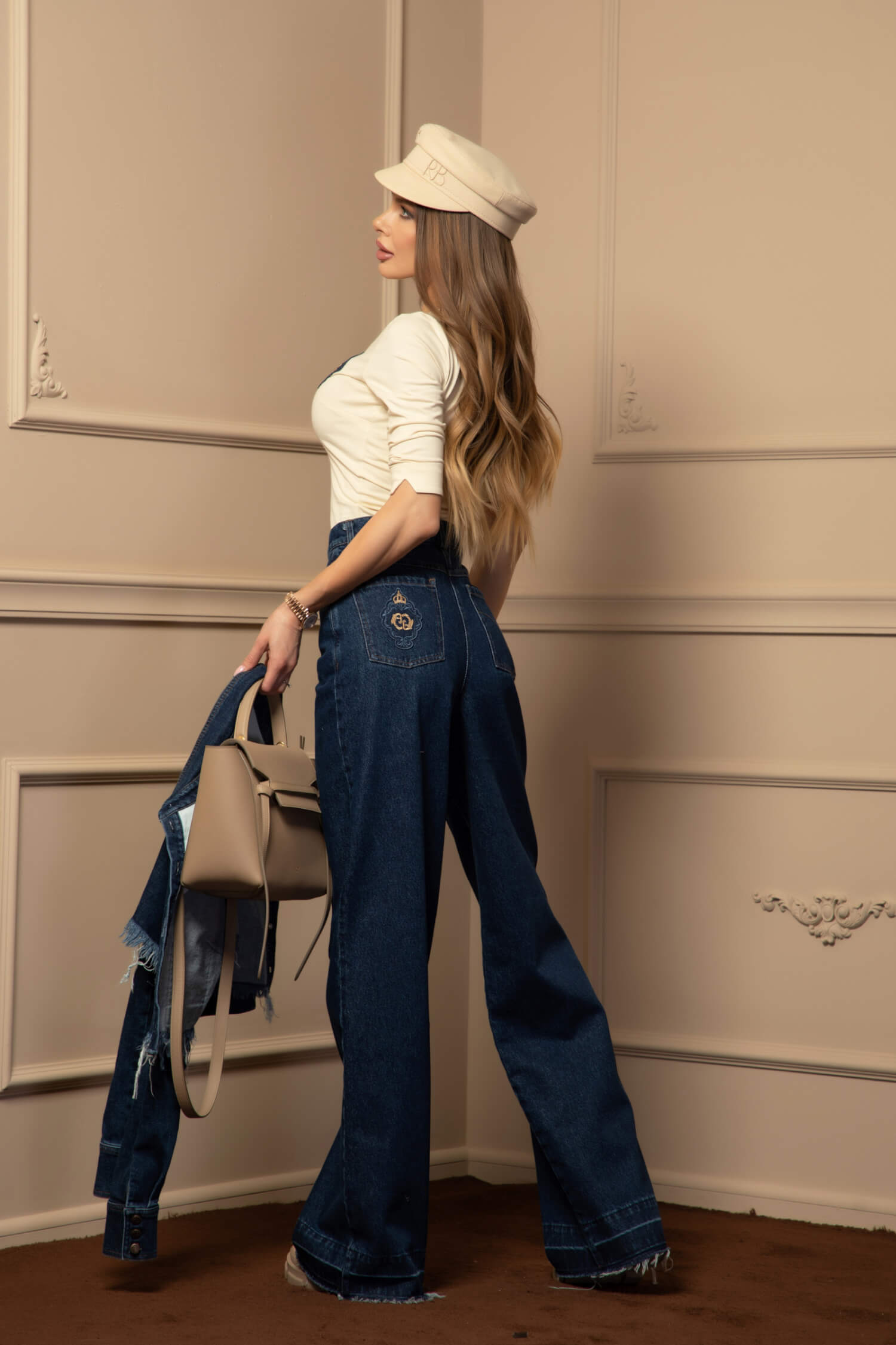 Luxury Classic Μπλούζα Με 3/4 Μανίκι Και Κέντημα - Soft Beige - Εικόνα 23