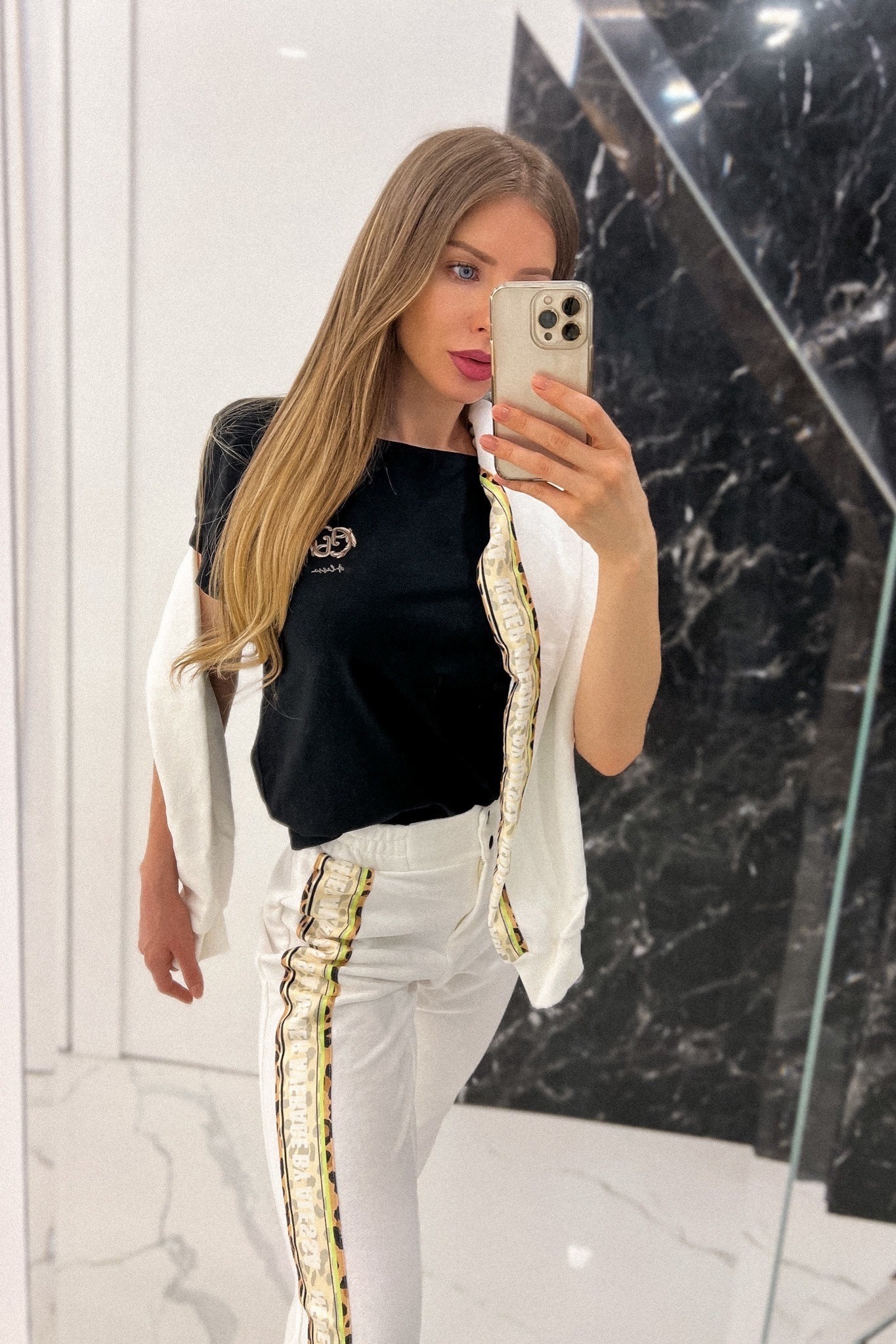 Alessa Rococo Logo T-shirt από Βαμβάκι - Black - Εικόνα 9
