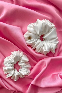 Εκρού scrunchie - μεγάλο