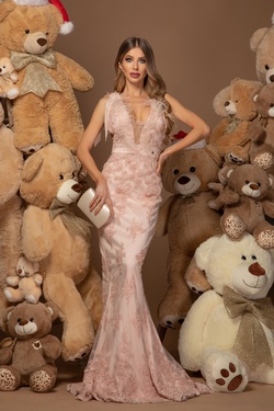 Hold My Crown Φόρεμα Πρεμιέρας